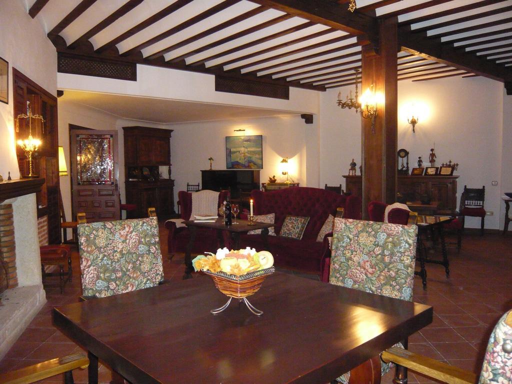Hospederia Casa De La Torre Guest House El Toboso Ngoại thất bức ảnh